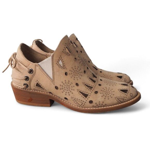 Musse & Cloud Coolise Laser Cut Leather Ankle Booties Women's 6/37 - Picture 4 of 11